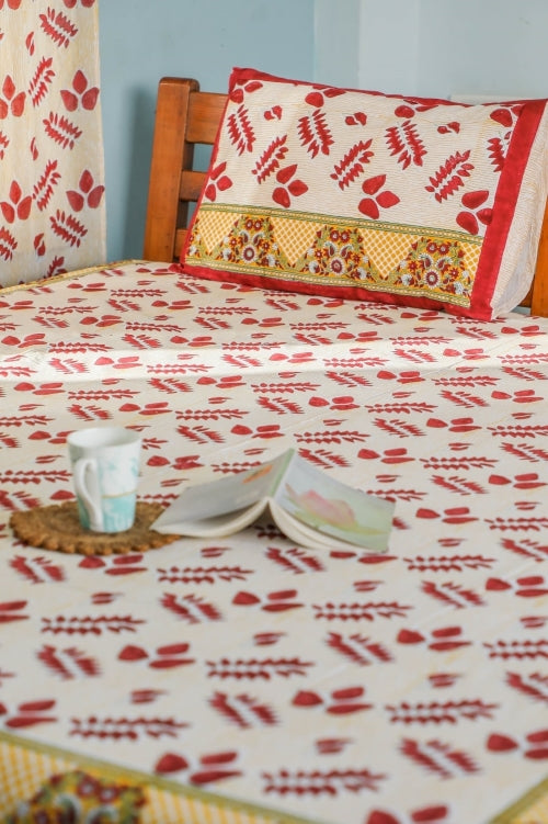 Sootisyahi 'Artful Nature' Handblock Printed Cotton Bedsheet