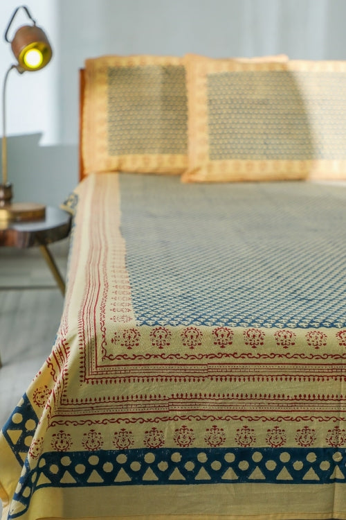 Sootisyahi 'Classic Consorts'Handblock Printed Cotton Bedsheet