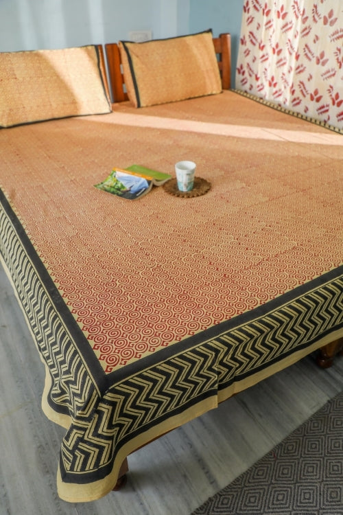 Sootisyahi 'Reddish Waves' Handblock Printed Cotton Bedsheet