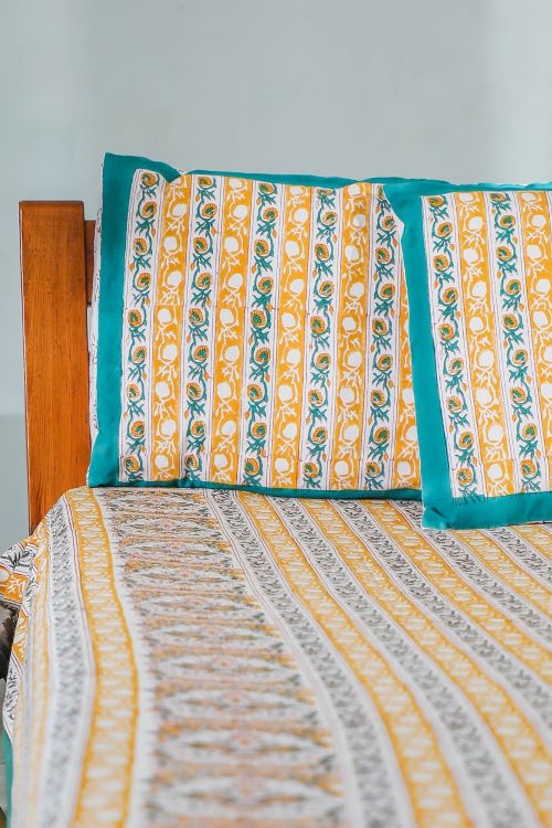 Sootisyahi 'Vertical Statement' Handblock Printed Cotton Bedsheet