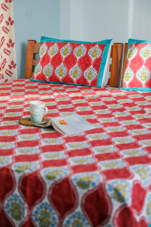 Sootisyahi 'Floral Arch' Handblock Printed Cotton Bedsheet
