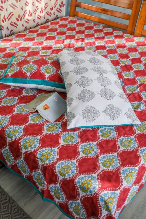 Sootisyahi 'Floral Arch' Handblock Printed Cotton Bedsheet
