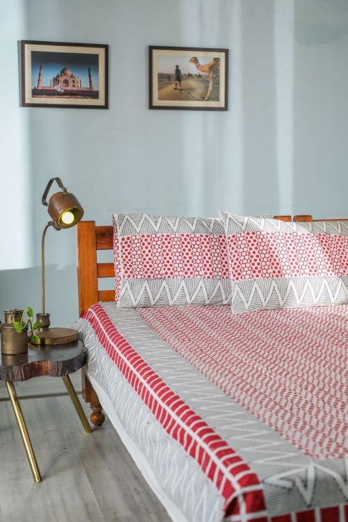 Sootisyahi 'Geometrical Valley' Handblock Printed Cotton Bedsheet