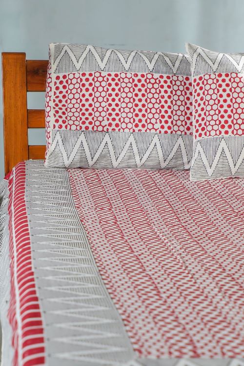 Sootisyahi 'Geometrical Valley' Handblock Printed Cotton Bedsheet