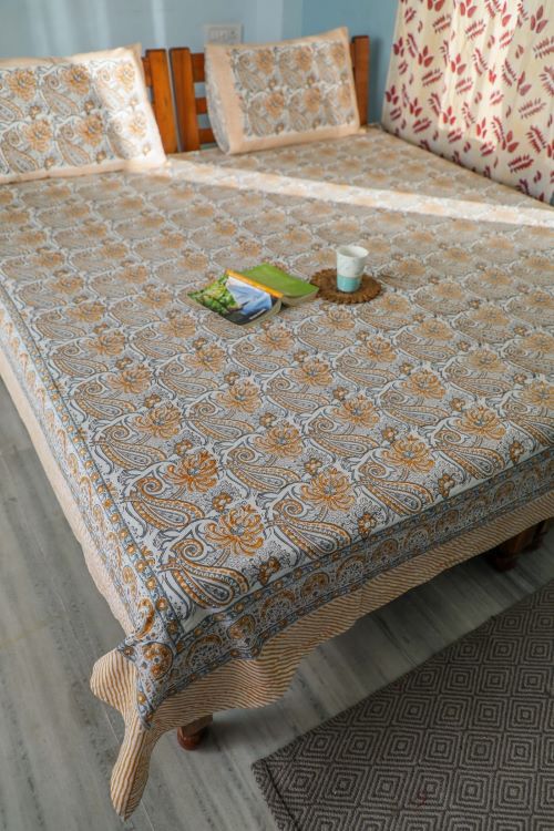 Sootisyahi 'Cloudy Tales' Handblock Printed Cotton Bedsheet