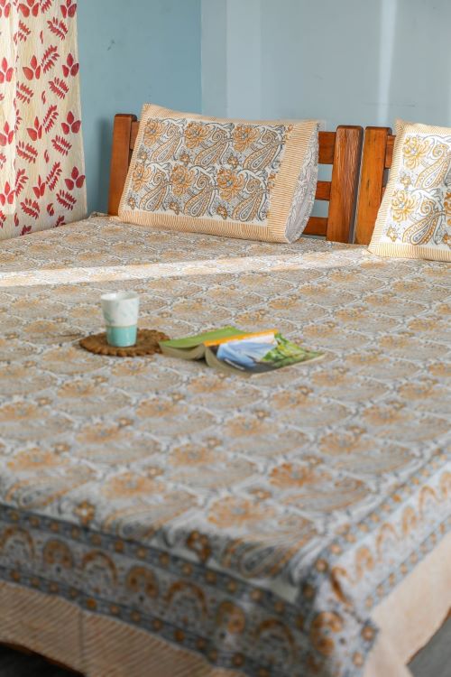 Sootisyahi 'Cloudy Tales' Handblock Printed Cotton Bedsheet