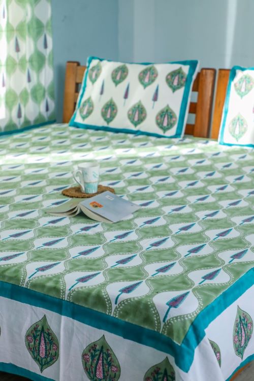 Sootisyahi 'Four Seasons' Handblock Printed Cotton Bedsheet