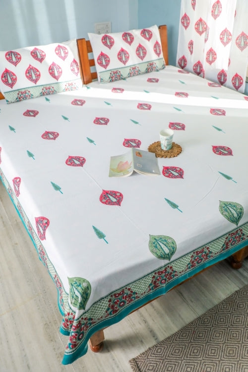 Sootisyahi 'Buds & Petals' Handblock Printed Cotton Bedsheet