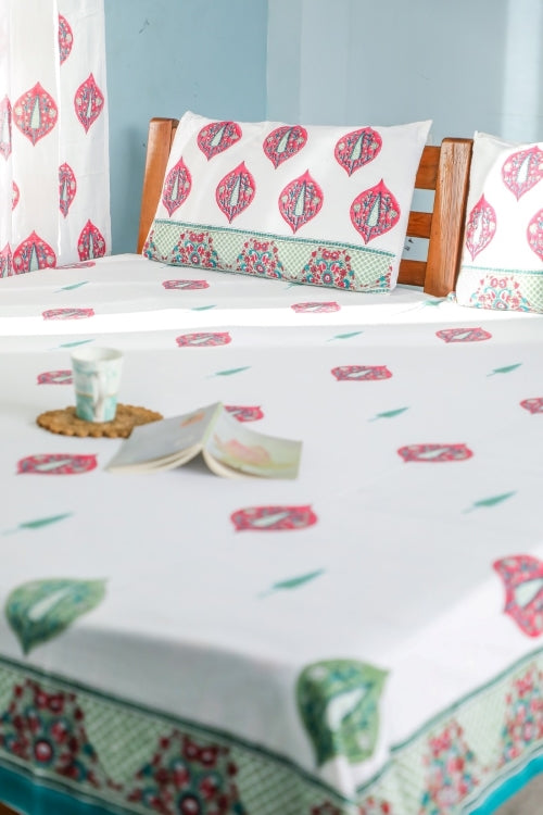 Sootisyahi 'Buds & Petals' Handblock Printed Cotton Bedsheet