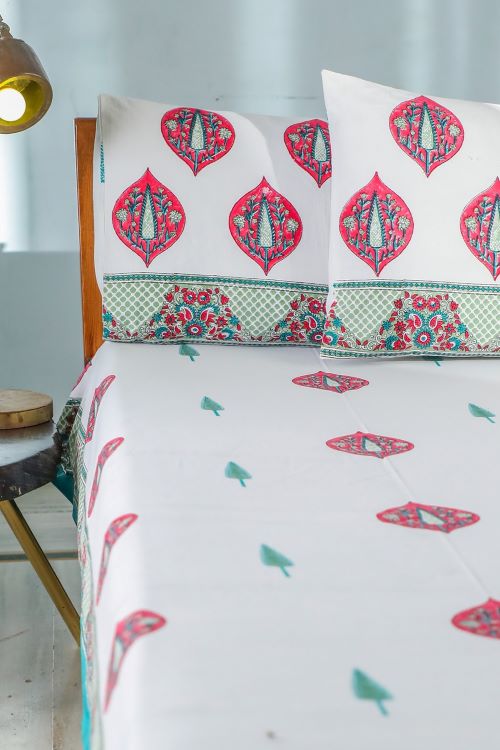 Sootisyahi 'Buds & Petals' Handblock Printed Cotton Bedsheet
