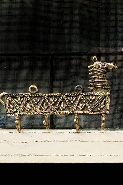 Dhokra Craft Wall Hanger - Horse (Medium;  4 Hooks)