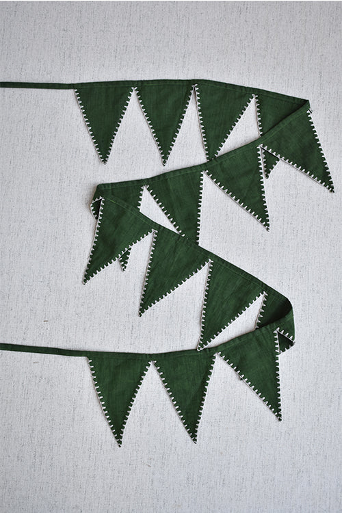 Okhai 'Mistletoe' Pure Cotton Hand Embroidered Christmas Bunting