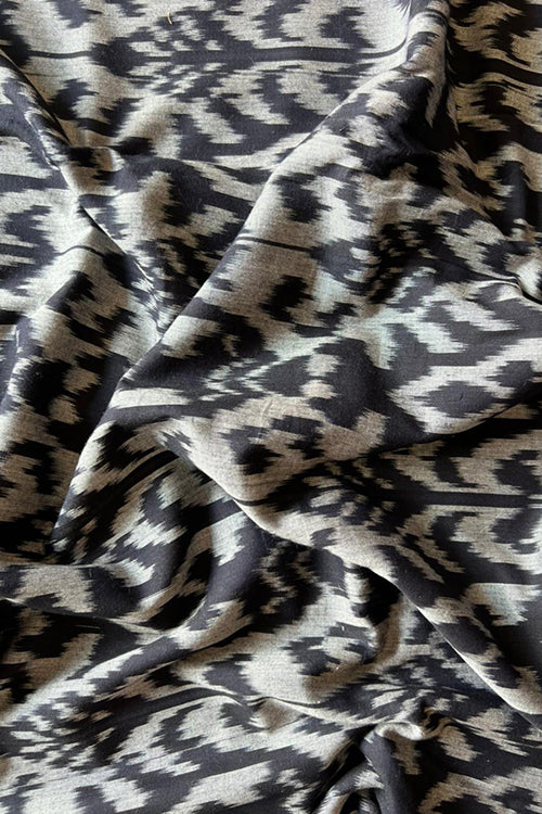 Creative Bee 'explore' Safe Dye Ikat Cotton Fabric (0.50 meter)