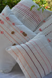 Porgai 'Living Coral A' Hand Embriodered Set of 4 Cotton Cushion Covers White (Set of 4)