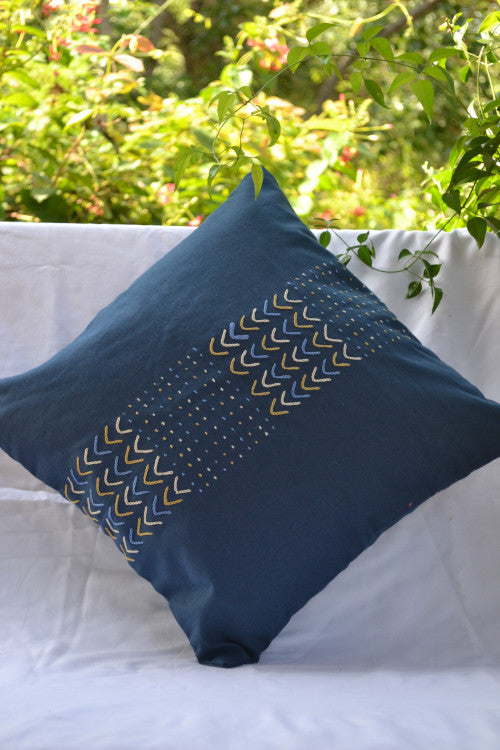 Porgai 'Living Coral B' Hand Embriodered Cotton Cushion Cover Blue