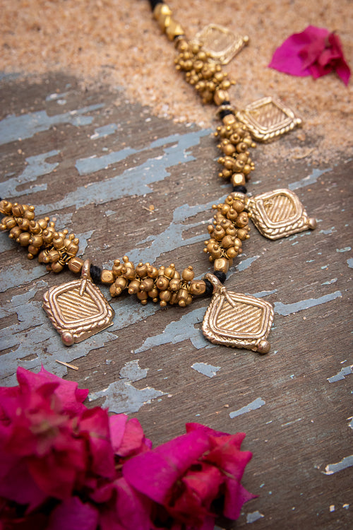 Miharu Square Dhokra Coated Choker
