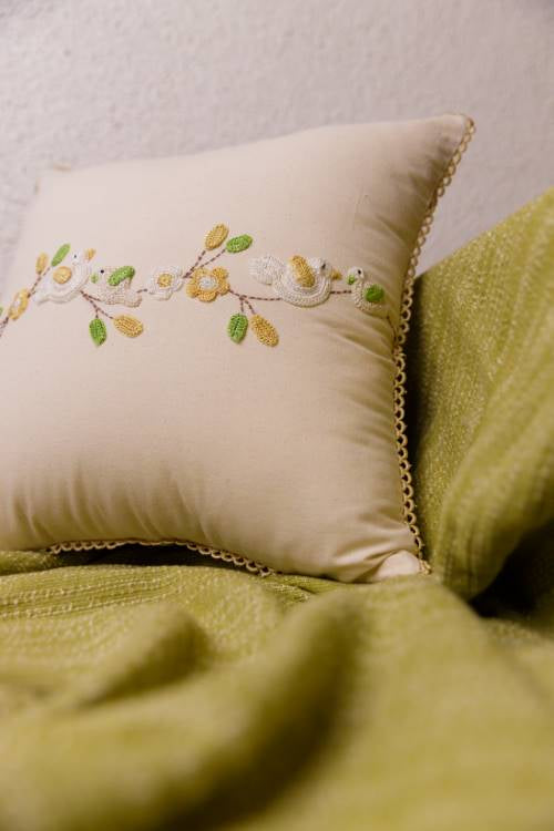 Samoolam Handmade Bel Cotton Cushion Cover Crochet Birds & Flowers