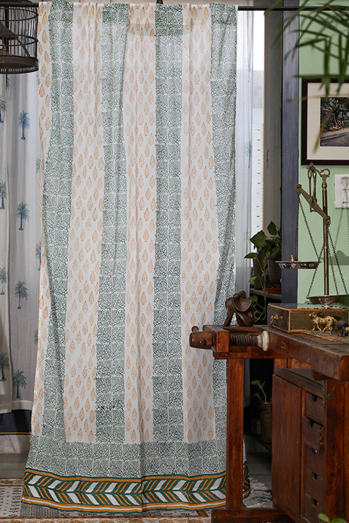 SootiSyahi 'Garden Beauty' Handblock Printed Cotton DoorCurtain
