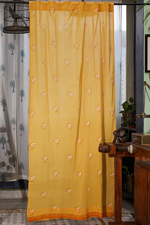 SootiSyahi 'Pastel Lotus' Handblock Printed Cotton DoorCurtain