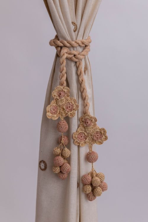 Samoolam Handmade Crochet Curtain Tie Backs Pair Kono Beige Triple Flower & Beads
