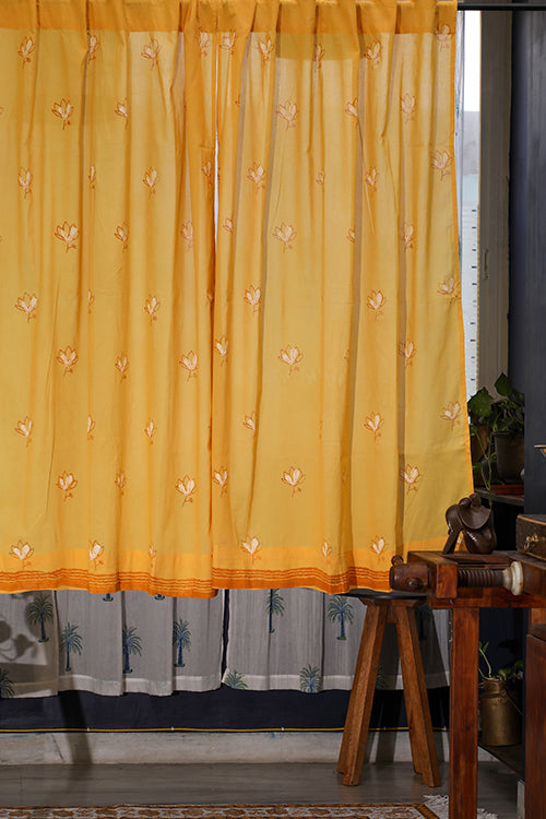 SootiSyahi 'Pastel Lotus' Handblock Printed Cotton WindowCurtain