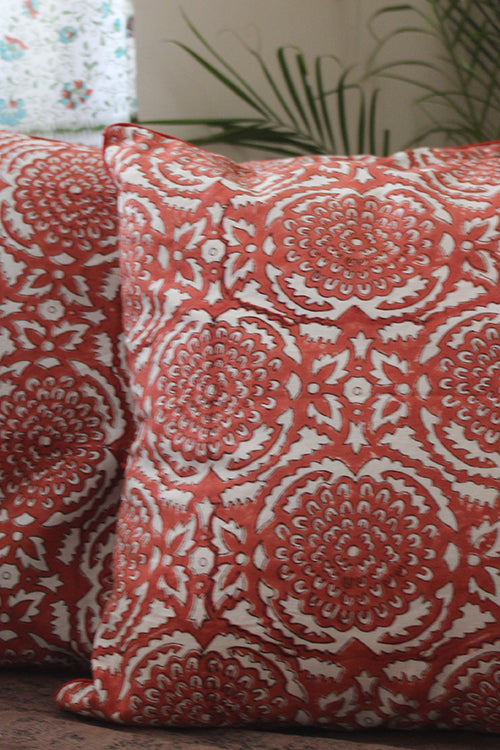 Sootisyahi 'Floral Blossom' Handblock Printed Cotton Cushion Cover Set