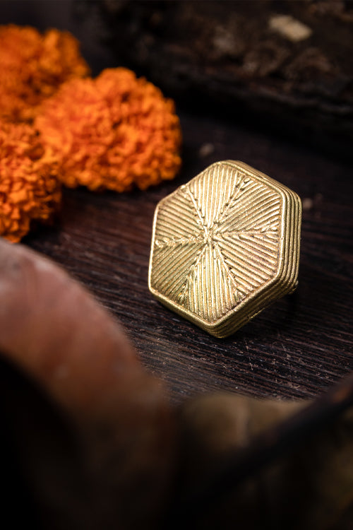 Miharu Dokra Honeycomb Finger Ring