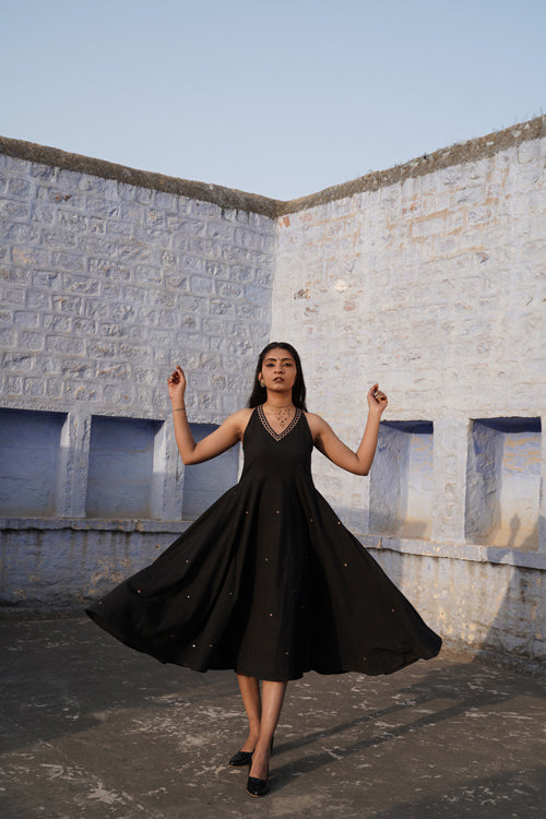 Urmul Sakh Handloom Cotton Black Embroidered Long Dress For Women Online