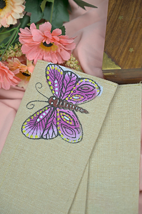 Diorama Designs Jute Hanpainted Fauna Envelope - Set Of 4