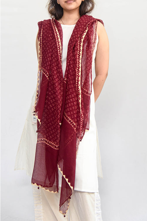 Sadhna 'Banitani' Maroon Kotadoriya Applique Work Cotton Dupatta.