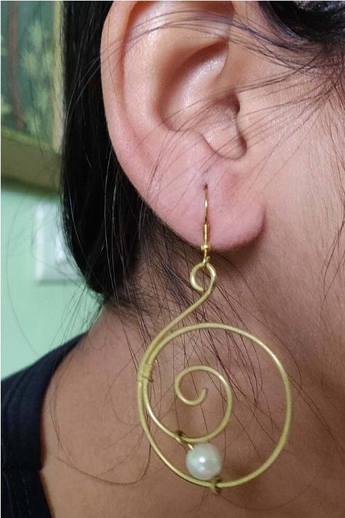 Miharu Spiral light earrings