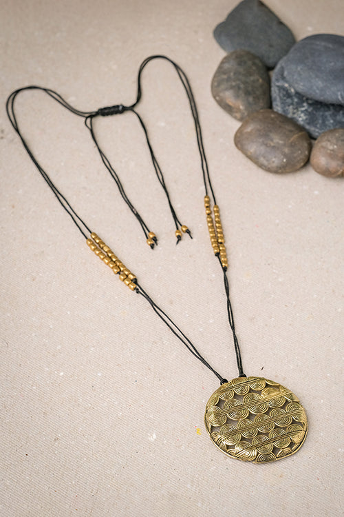 Miharu Dokra Small Round Pendent