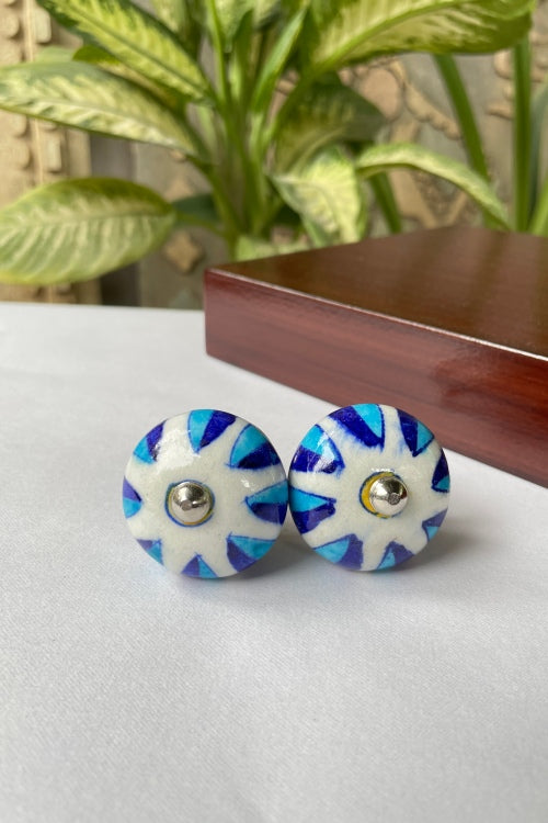 Blue Pottery Handcrafted Round Blue And White Flower Door Knobs (Set Of 2)