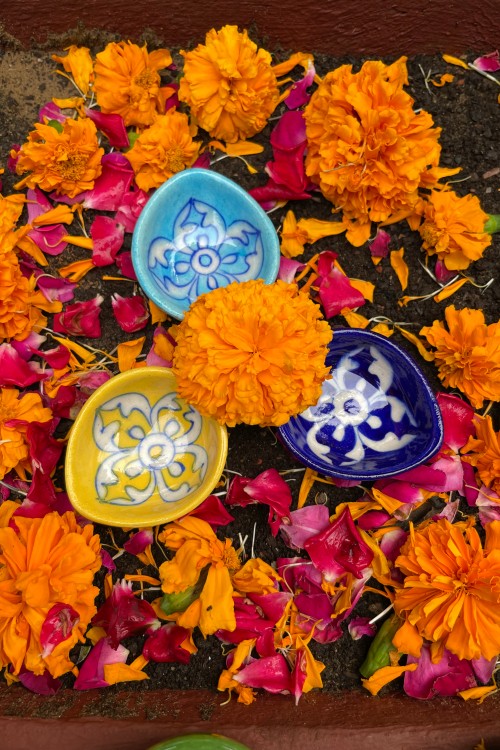 Handcrafted Bond Organic Reusable Diyas (Set Of 3) Ram Gopal Blue Pottery