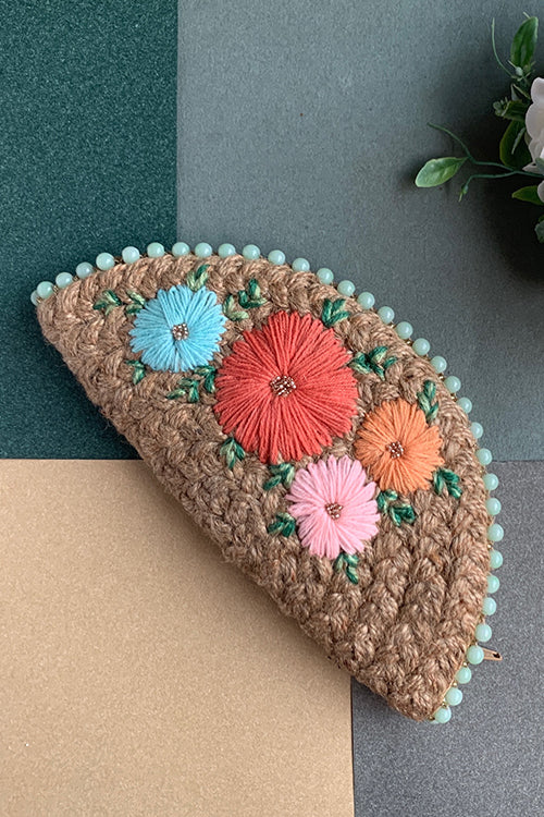 Dhaaga Pastel Bouquet in Sea Green Pearls