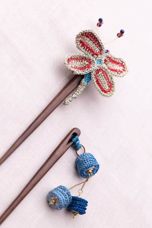 Samoolam Crochet Butterfly & Tiki Hair Sticks (Pair)