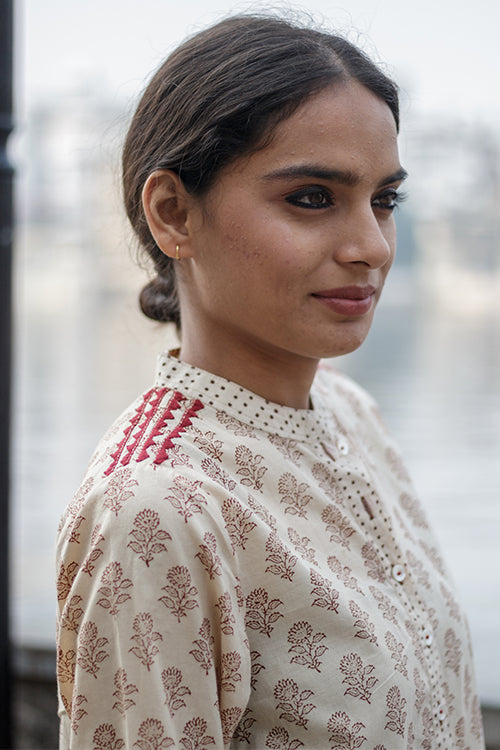 Sadhna 'Biri' Beige Dabu print Collared kurta