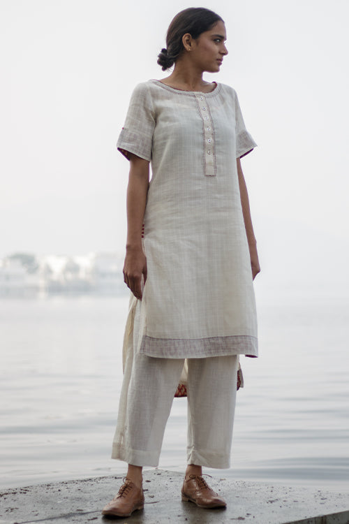  Sadhna Bindani White Long Cotton Kurta For Women Online