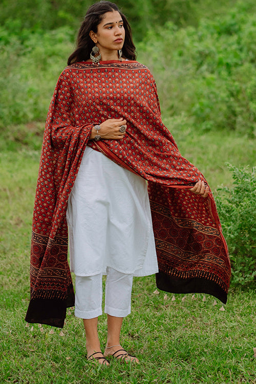 Jabbar Khatri Red Ajrakh Handblock Printed Cotton Dupatta Online 