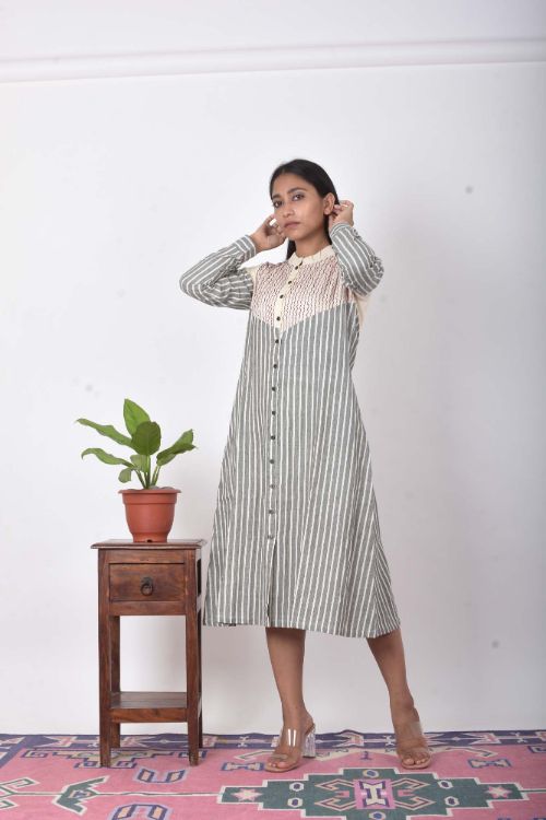 Urmul Cuckoo Grey Embroidered Handloom Cotton Dress For Women Online
