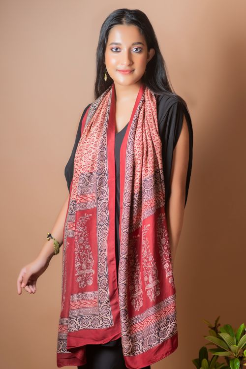 Pure Silk Bagh Printed Stole - Floral Chain