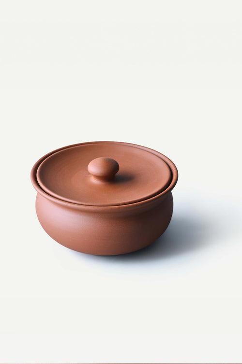 Ikai Asai Terracotta Serving Bowl With Lid