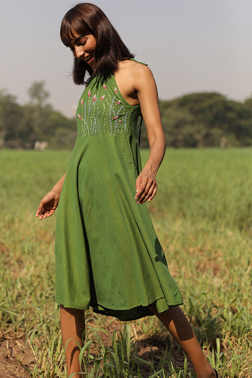 Okhai 'Savanna' Hand Embroidered Pure Cotton Dress