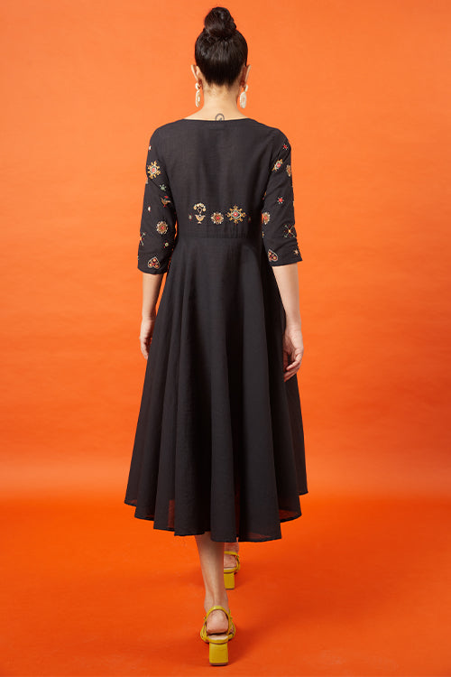 Okhai 'Queenlike' Kutch Embroidered Flare Dress
