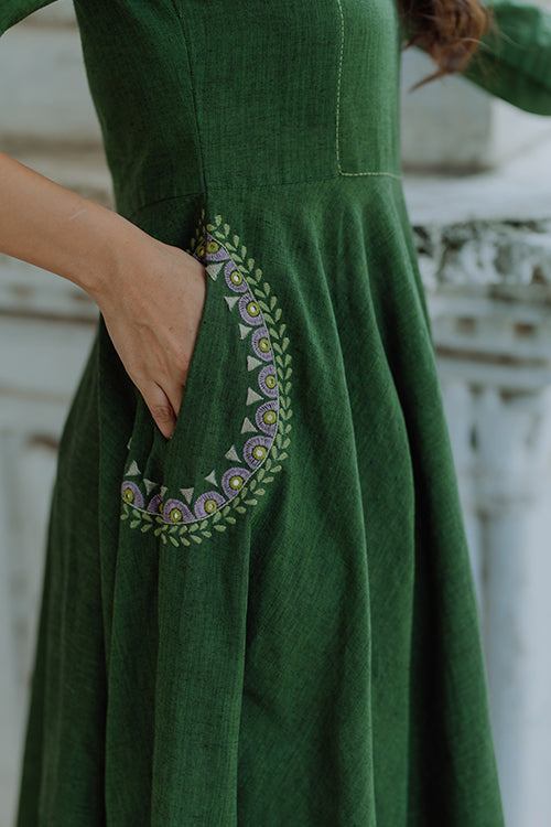 Okhai 'Green Crystal' Hand Embroidered Mirror Work Dress