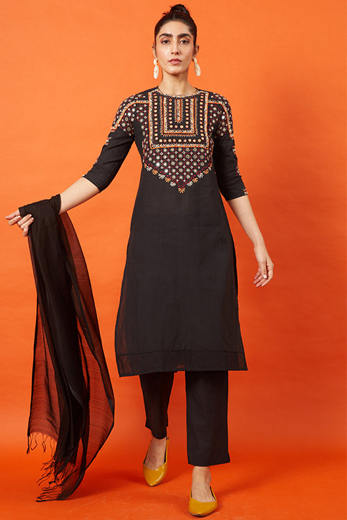 Okhai 'Midnight Glimmer' Kutch Embroidered Kurta Pant Dupatta Set