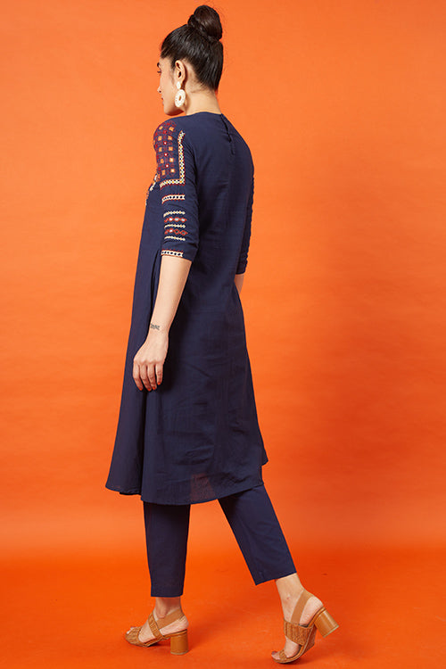 Okhai 'Glorious' Kutch Embroidered Kurta Pant Dupatta Set
