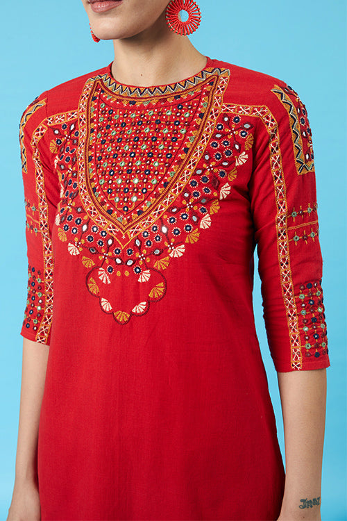 Thunderbird Kutch Embroidered Kurti Pant Set With Dupatta Online