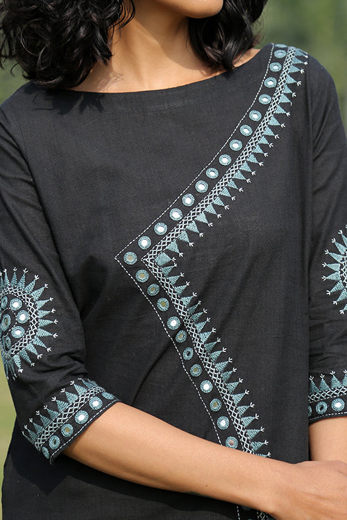 Moon Glory Black Embroidered Mirror Work Cotton Kurta For Women Online