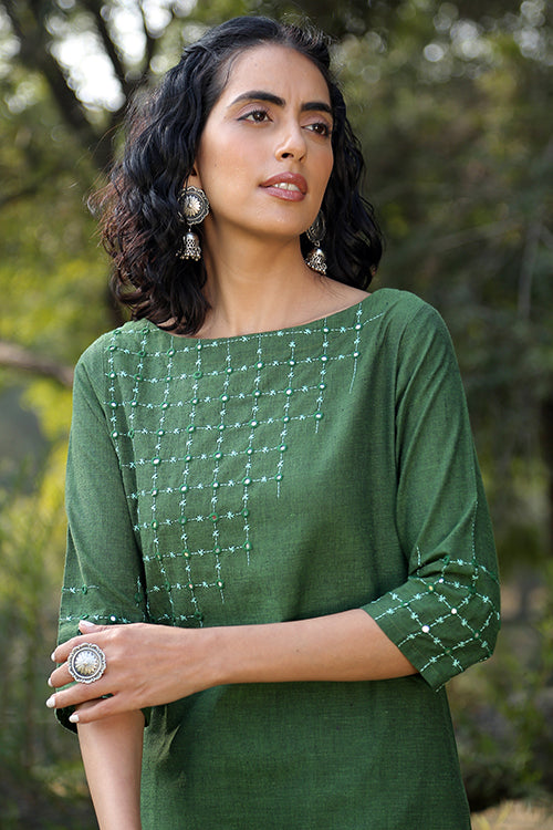 Okhai 'Lush Green' Hand Embroidered Mirror Work Kurta